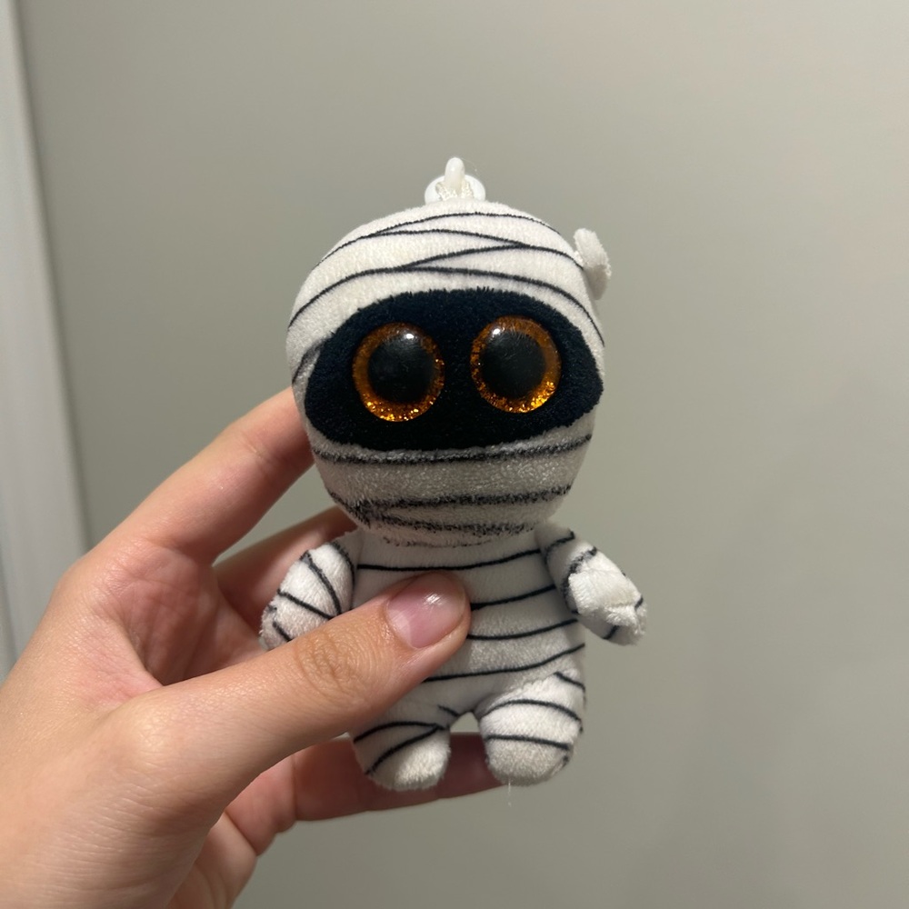 “Mummy” Halloween TY Glitter Eye Clip